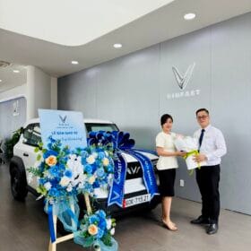 Giới thiệu showroom Vinfast Biên Hòa - Vinfast Đồng Nai giao xe VF3 trắng